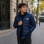 Somos Dana Perú empresa peruana fabricante de casacas personalizadas con logo bordado para empresas e instituciones. Ofrecemos precios económicos y alta calidad en acabados de confección.