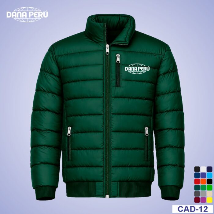 Somos Dana Perú empresa peruana líder en la fabricación de casacas personalizadas con logo bordado para empresas e instituciones. Ofrecemos los precios más bajos del mercado y alta calidad en acabados de confección.