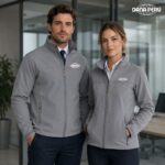 Dana Perú fabrica y distribuye Casacas Softshell Bordadas con Logo. Casaca de alta calidad a precio económico. Hacemos envíos a provincias.